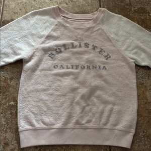 Vintage Hollister Women's Soft Pink and Cream Sweater